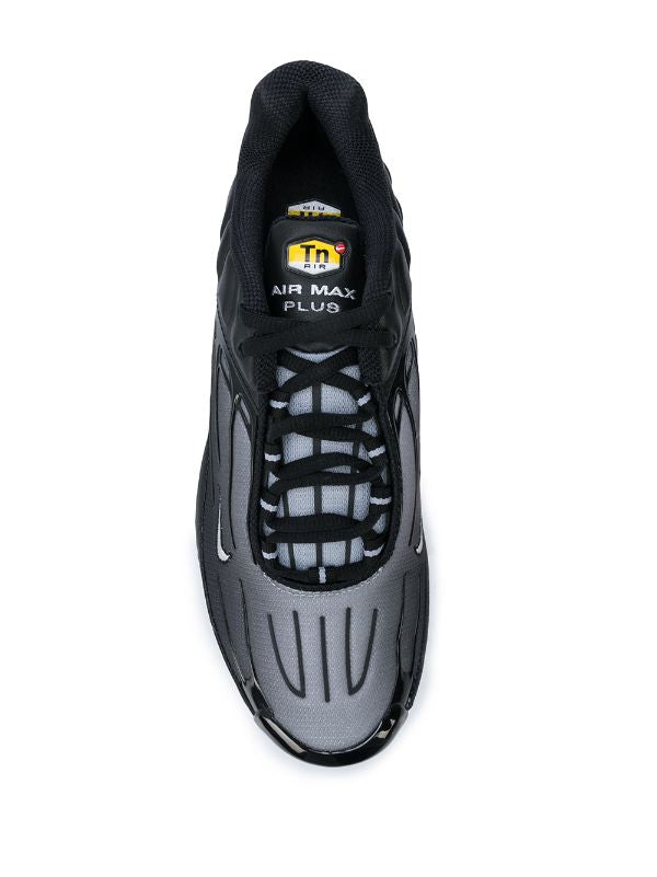 
                      
                        NIKE AIR MAX PLUS III "BLACK"
                      
                    